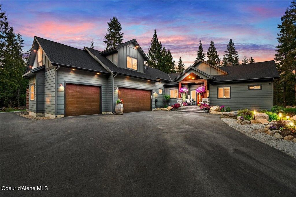 Photo of 529 Beaver Lake Lake, Athol, ID 83801 (MLS # 26-4968)