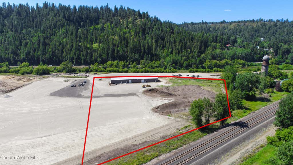 Photo of 5968 Swede Island Island, Bonners Ferry, ID 83805 (MLS # 26-7975)