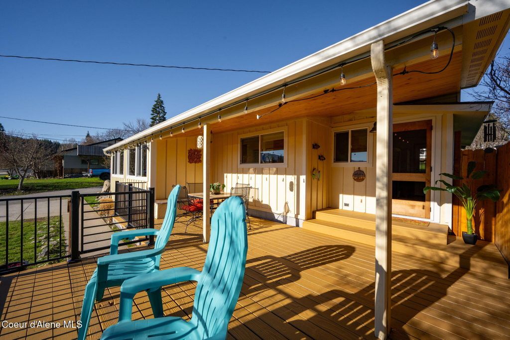 Photo of 16587 6th St, Bayview, ID 83803 (MLS # 26-3608)