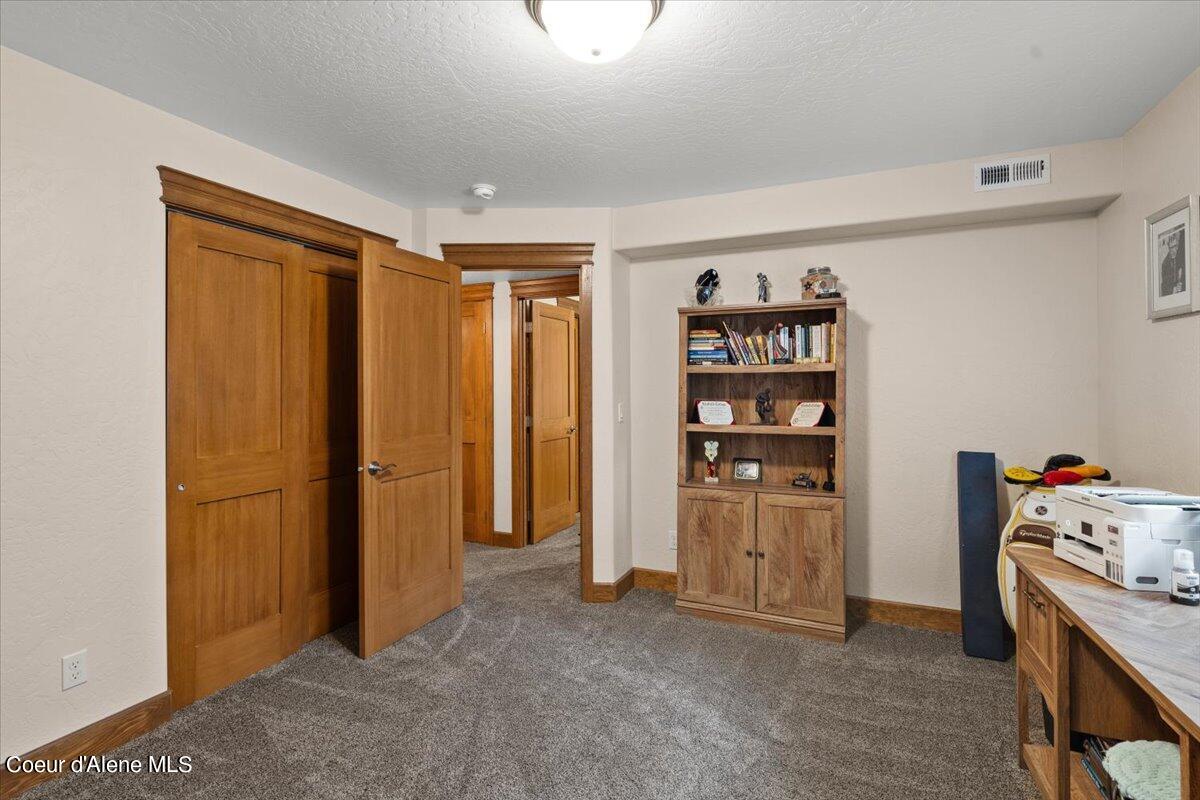 Rathdrum, Idaho 83858, United States, 4 Bedrooms Bedrooms, ,4 BathroomsBathrooms,Residential,Pending,50886