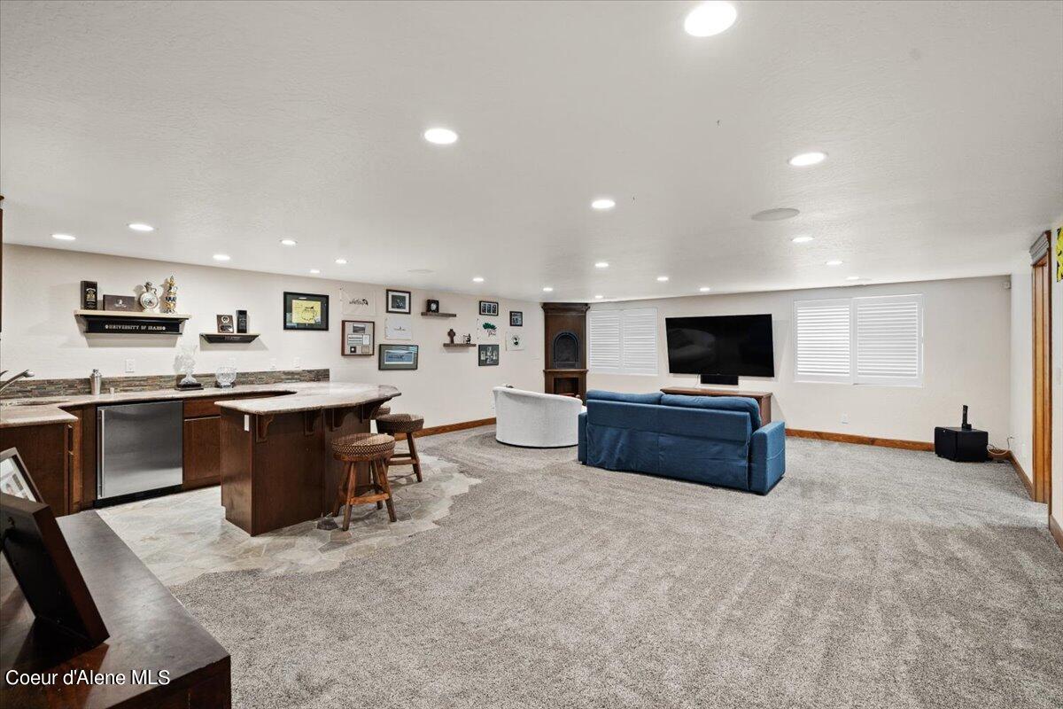 Rathdrum, Idaho 83858, United States, 4 Bedrooms Bedrooms, ,4 BathroomsBathrooms,Residential,Pending,50886