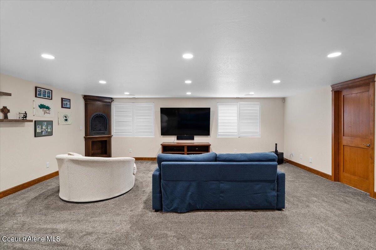 Rathdrum, Idaho 83858, United States, 4 Bedrooms Bedrooms, ,4 BathroomsBathrooms,Residential,Pending,50886