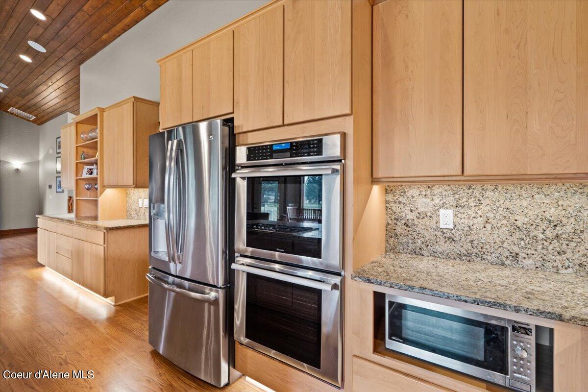 Rathdrum, Idaho 83858, United States, 4 Bedrooms Bedrooms, ,4 BathroomsBathrooms,Residential,Pending,50886