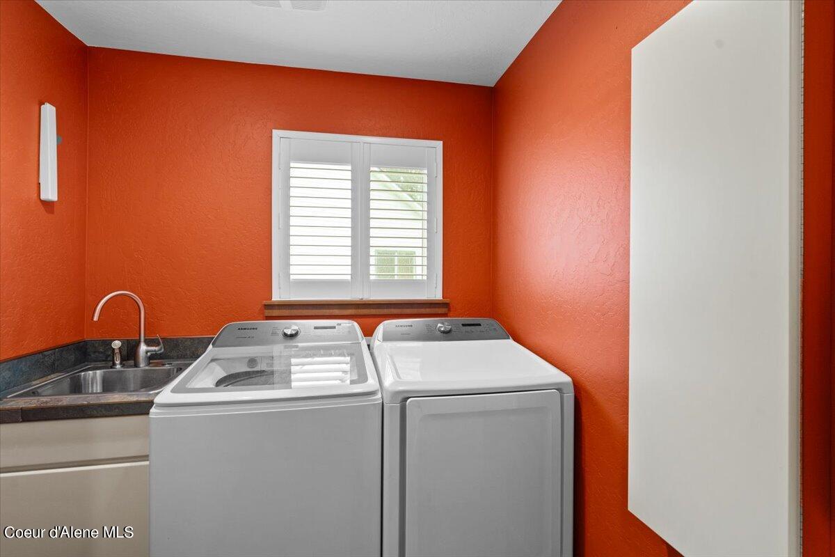 Rathdrum, Idaho 83858, United States, 4 Bedrooms Bedrooms, ,4 BathroomsBathrooms,Residential,Pending,50886