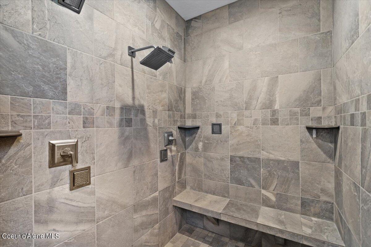 Rathdrum, Idaho 83858, United States, 4 Bedrooms Bedrooms, ,4 BathroomsBathrooms,Residential,Pending,50886