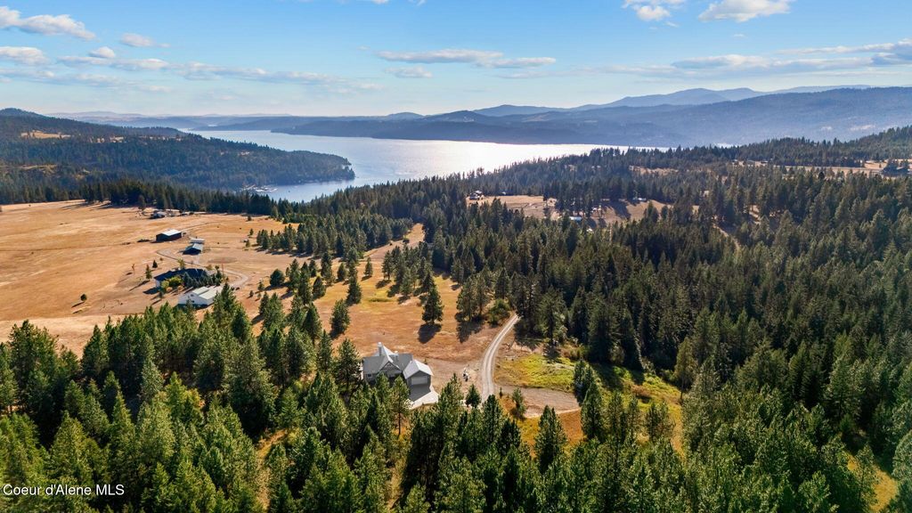 Photo of 2953 BADGER Rd, Harrison, ID 83833 (MLS # 25-8706)