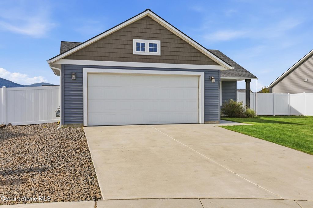 Photo of 12183 Gipper Loop, Rathdrum, ID 83858 (MLS # 26-4526)