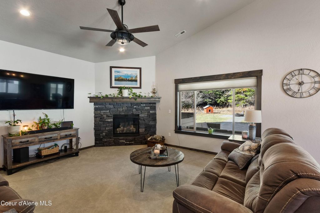 Photo of 1317 Prominence Ct, Sandpoint, ID 83864 (MLS # 26-1944)