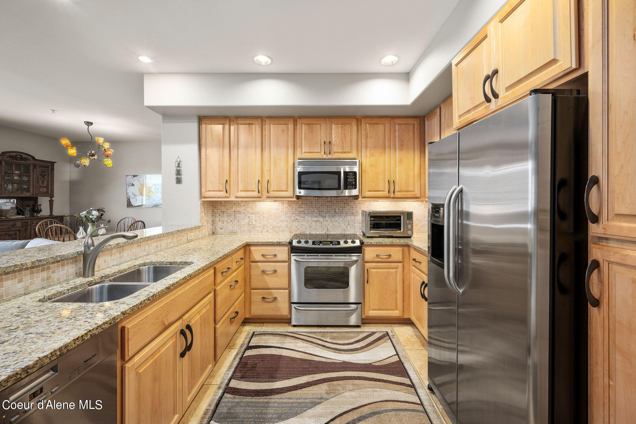 2151 Main #205