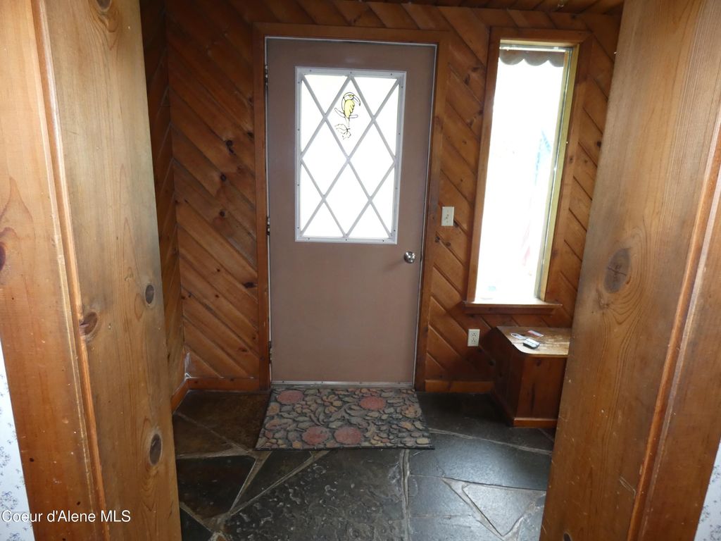 Photo of 6468 Comanche St, Bonners Ferry, ID 83805 (MLS # 26-2271)