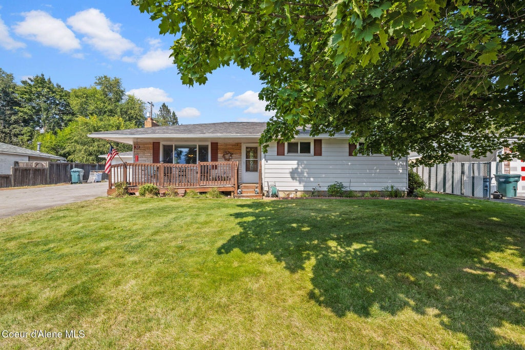 Photo of 316 Montgomery PL, Post Falls, ID 83854 (MLS # 26-8847)