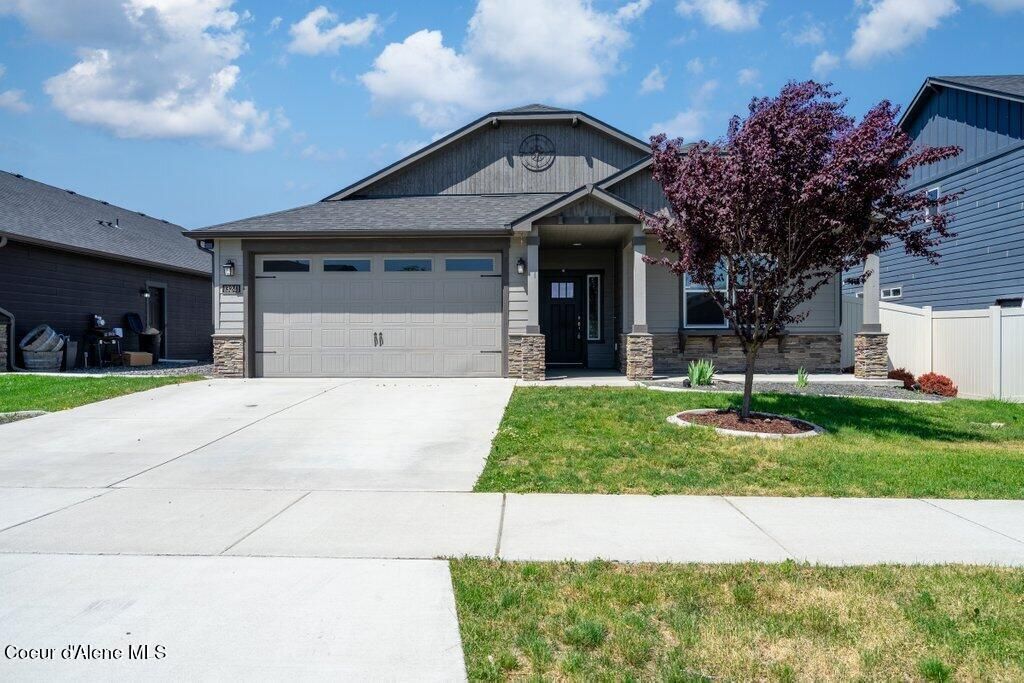 Photo of 13241 Loveland Way, Hayden, ID 83835 (MLS # 26-211)