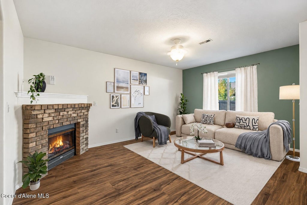 Photo of 1219/ 1217 Forsythia AVE, Sandpoint, ID 83864 (MLS # 26-9771)