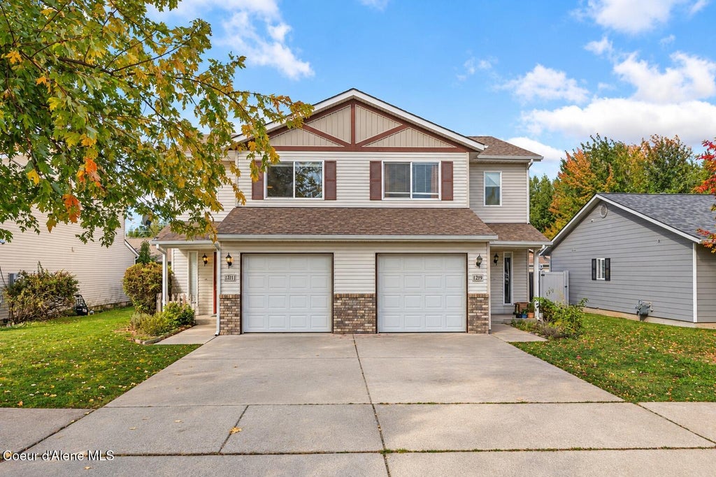Photo of 1219/ 1217 Forsythia AVE, Sandpoint, ID 83864 (MLS # 26-9771)
