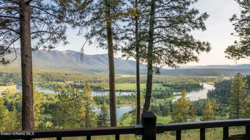 Photo of 75 Windy Ln Ln, Moyie Springs, ID 83845 (MLS # 25-5910)