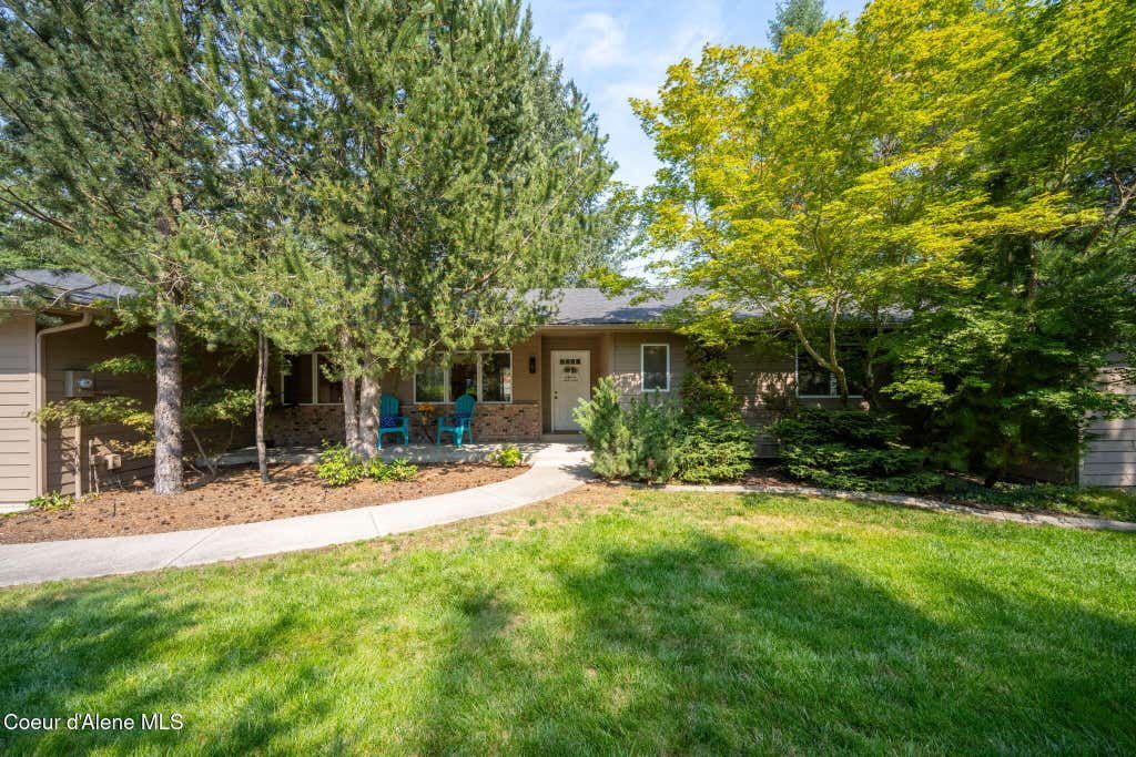 Photo of 9880 Circle DR, Hayden, ID 83835 (MLS # 26-8363)