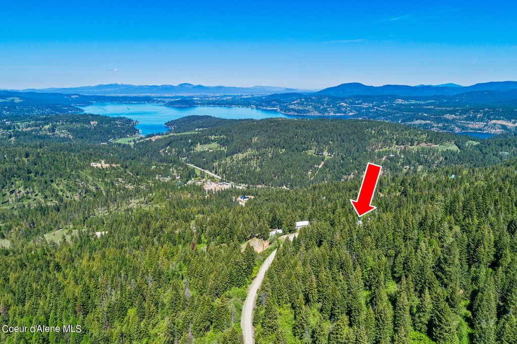 Photo of 9338 CARIBOU RIDGE Ridge, Harrison, ID 83833 (MLS # 25-5004)