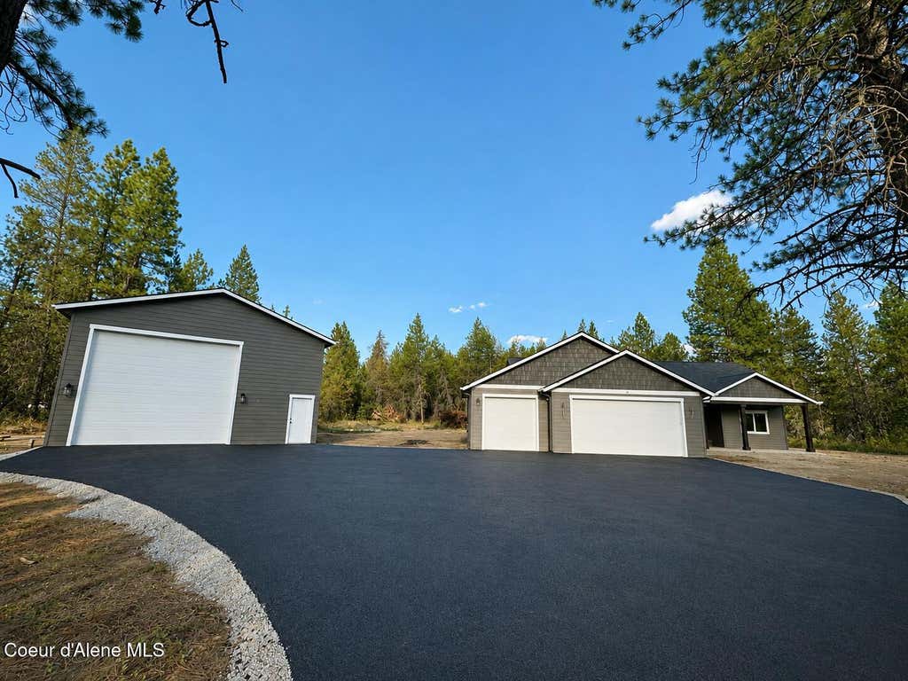 Photo of 95 Wyatt Ln, Spirit Lake, ID 83869 (MLS # 26-7216)