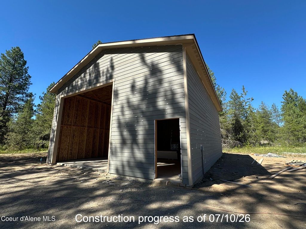 Photo of 95 Wyatt Ln, Spirit Lake, ID 83869 (MLS # 26-7216)
