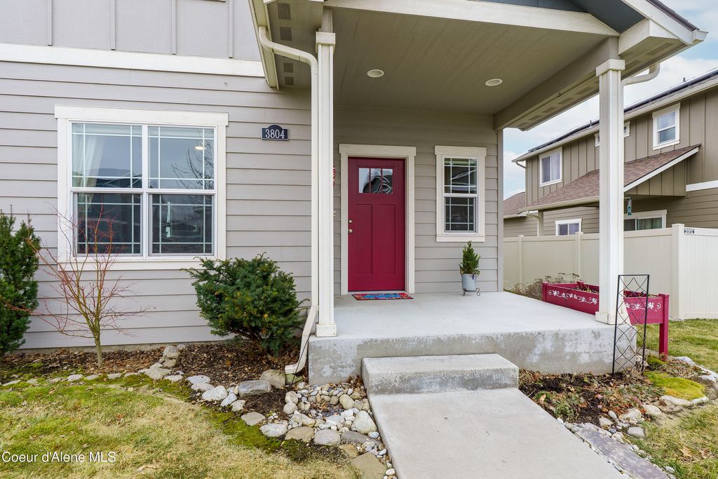 Photo of 3804 Bogie Dr, Post Falls, ID 83854 (MLS # 26-1191)