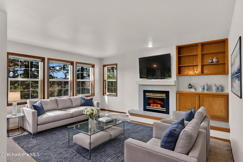 Photo of 8233 Ridgewood Dr #APT 4, Hayden, ID 83835 (MLS # 26-2867)