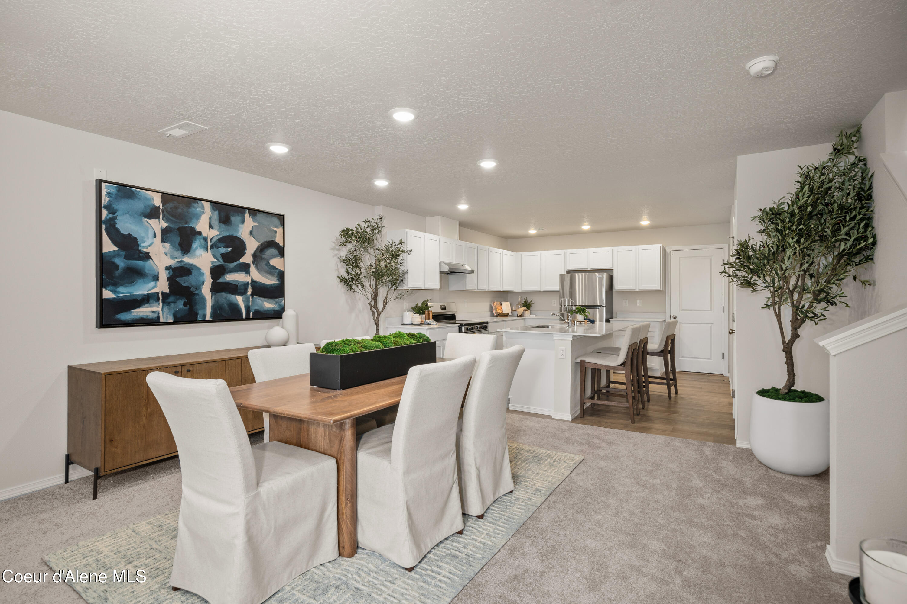 Hayden, Idaho 83835, United States, 3 Bedrooms Bedrooms, ,2 BathroomsBathrooms,Residential,Active,78002