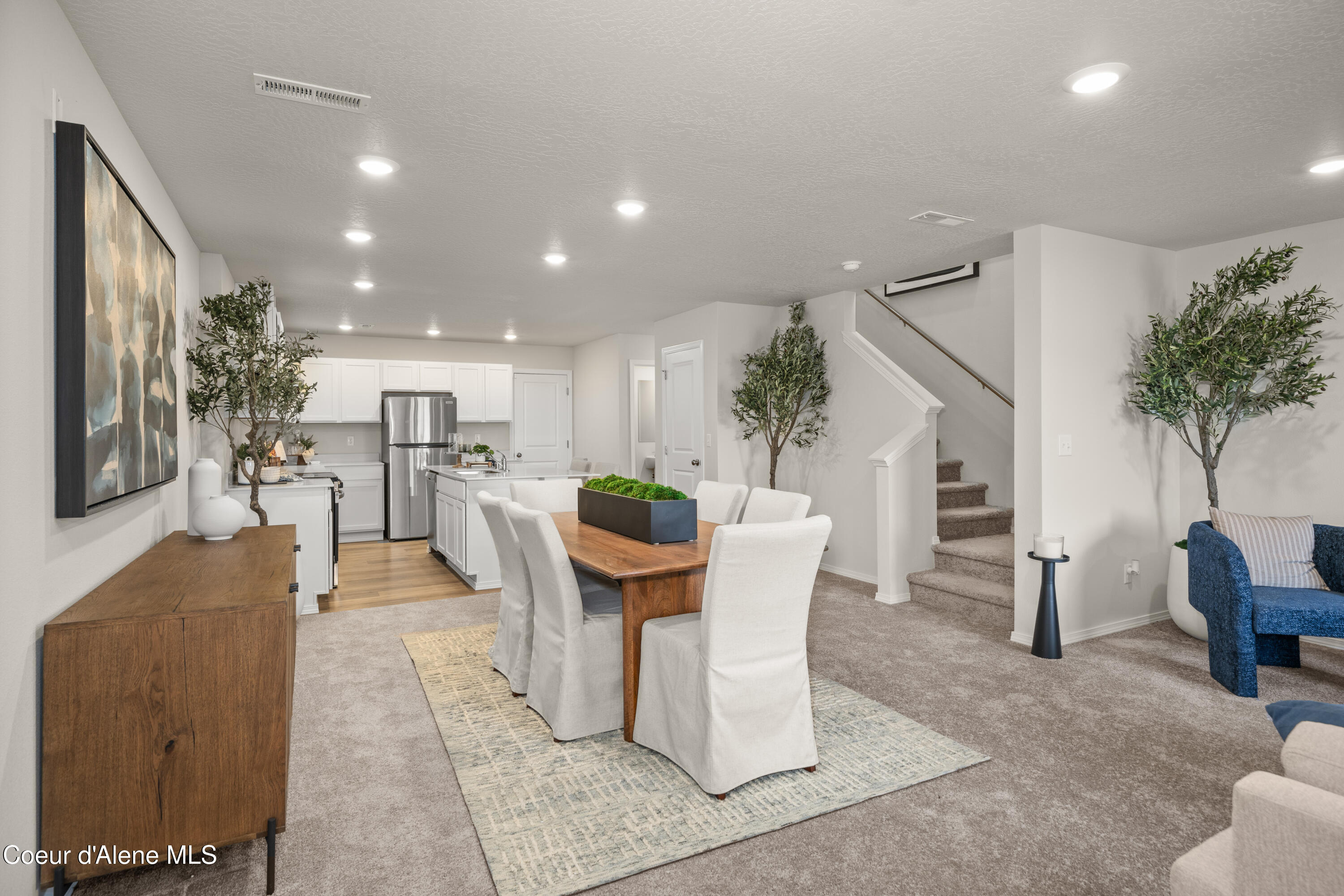 Hayden, Idaho 83835, United States, 3 Bedrooms Bedrooms, ,2 BathroomsBathrooms,Residential,Active,78002