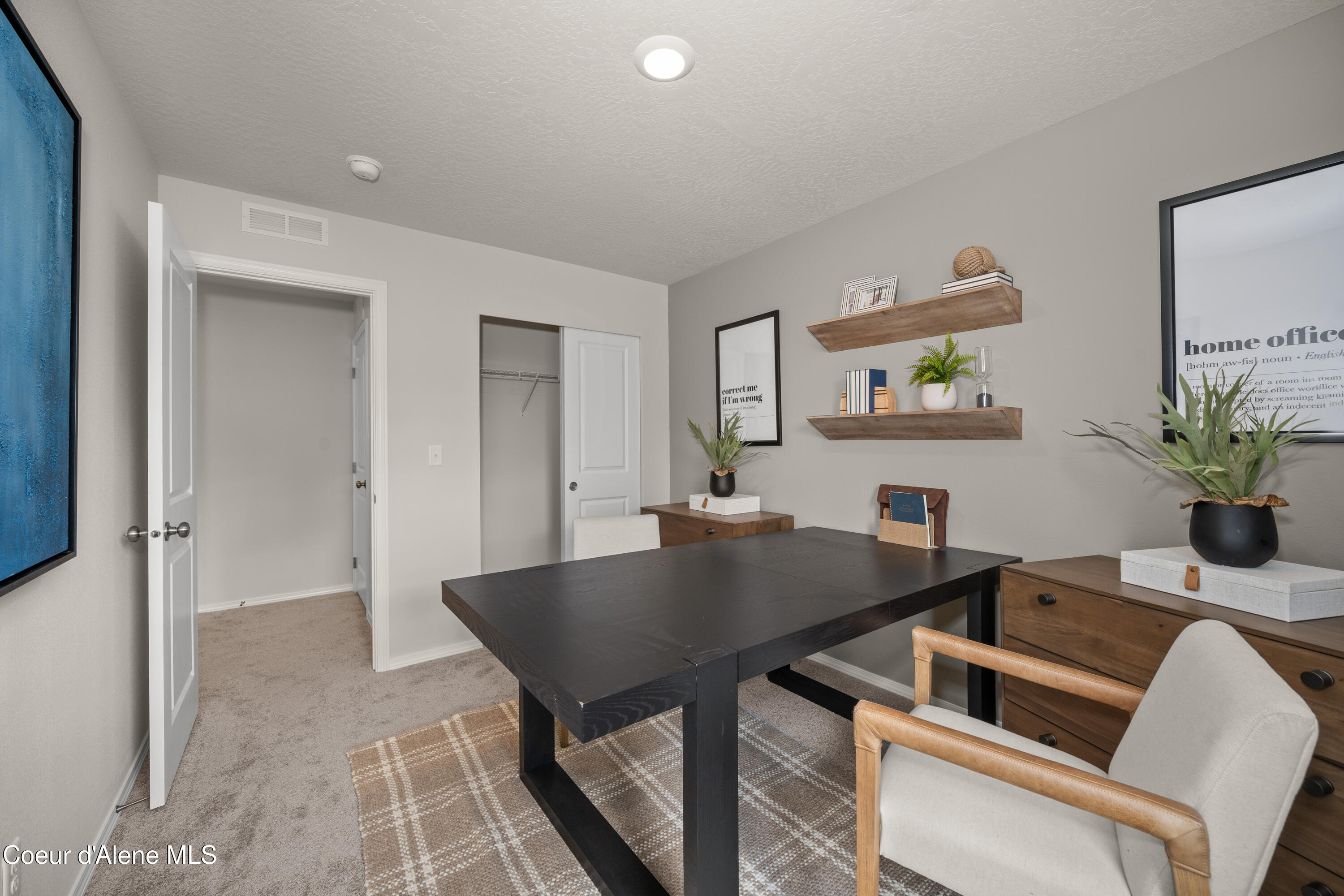 Hayden, Idaho 83835, United States, 3 Bedrooms Bedrooms, ,2 BathroomsBathrooms,Residential,Active,78002