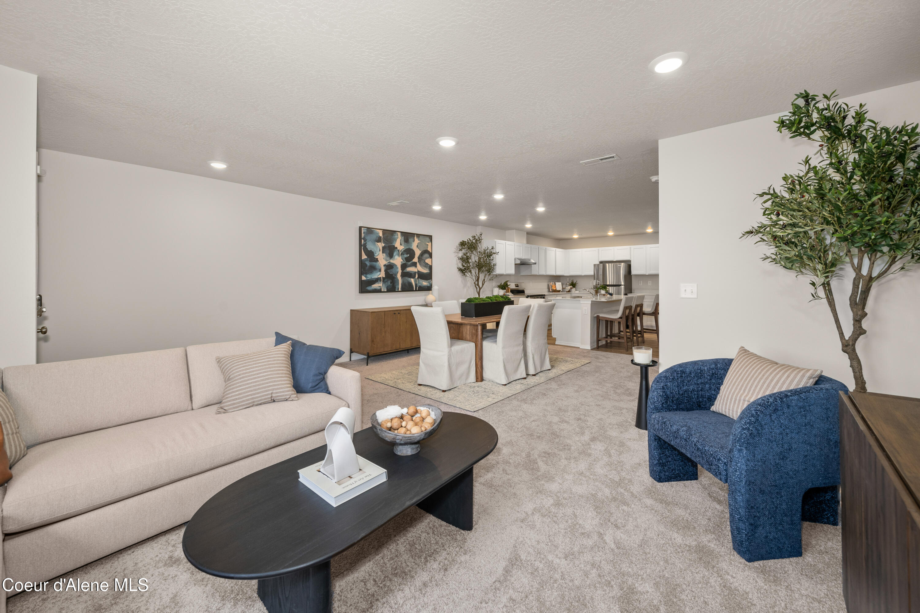 Hayden, Idaho 83835, United States, 3 Bedrooms Bedrooms, ,2 BathroomsBathrooms,Residential,Active,78002