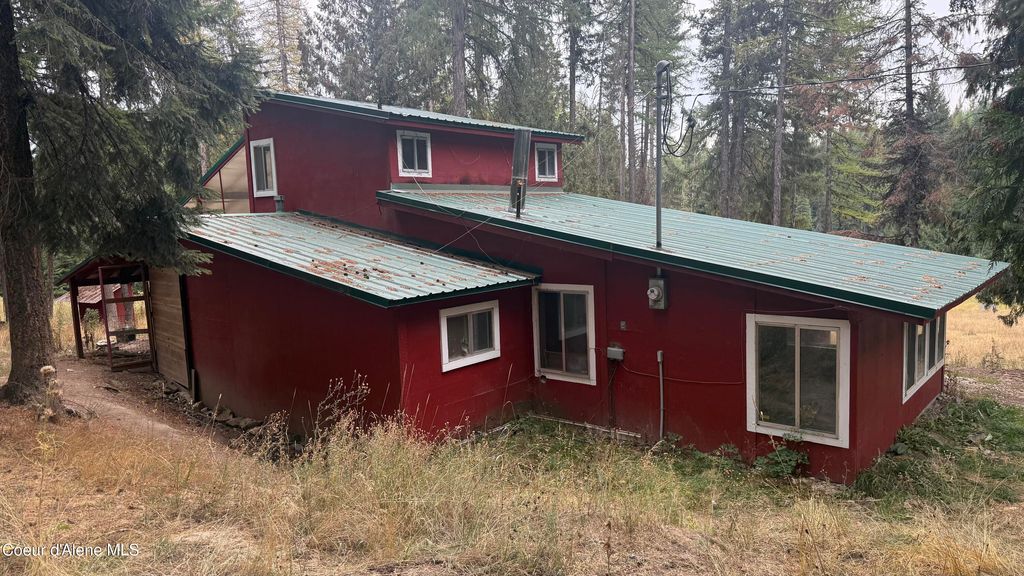 Photo of 3716 Sanders, St. Maries, ID 83861 (MLS # 25-9852)