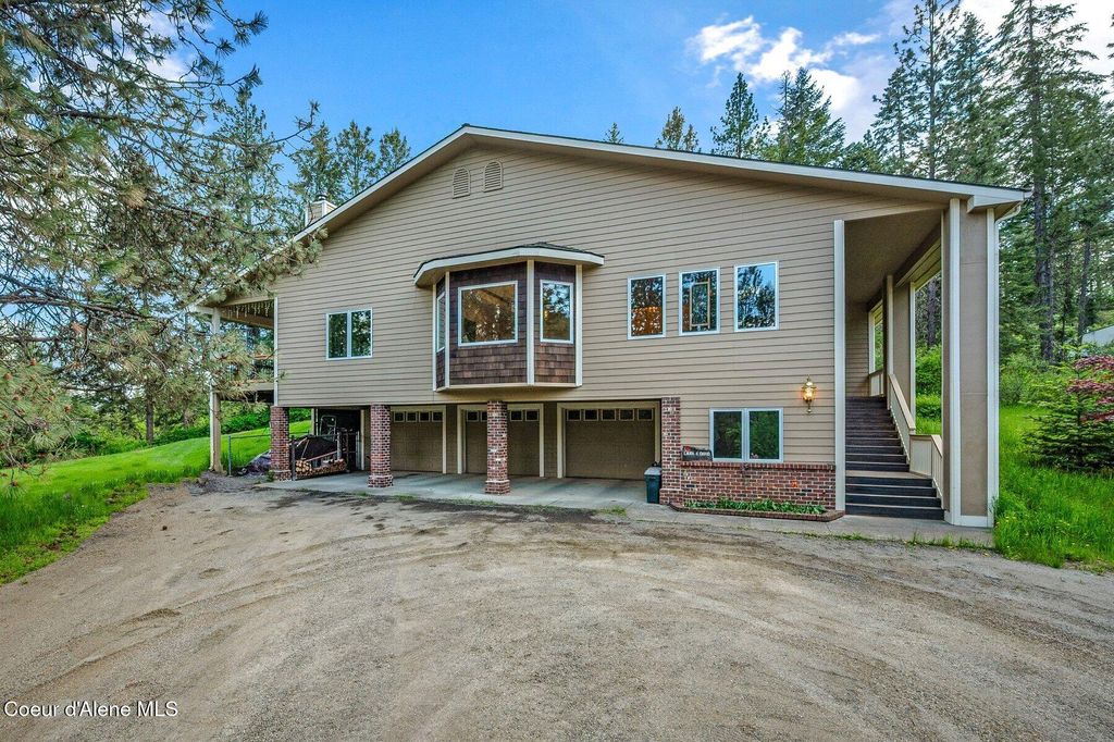 Photo of 7611 Clemetson Rd, Coeur dAlene, ID 83814 (MLS # 25-6541)