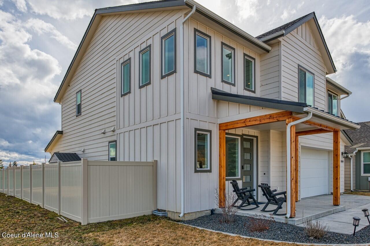 668 University Park Way, Sandpoint, Idaho image 32