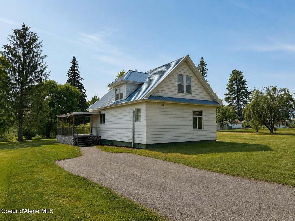 Photo of 146 5th, Plummer, ID 83851 (MLS # 26-8264)