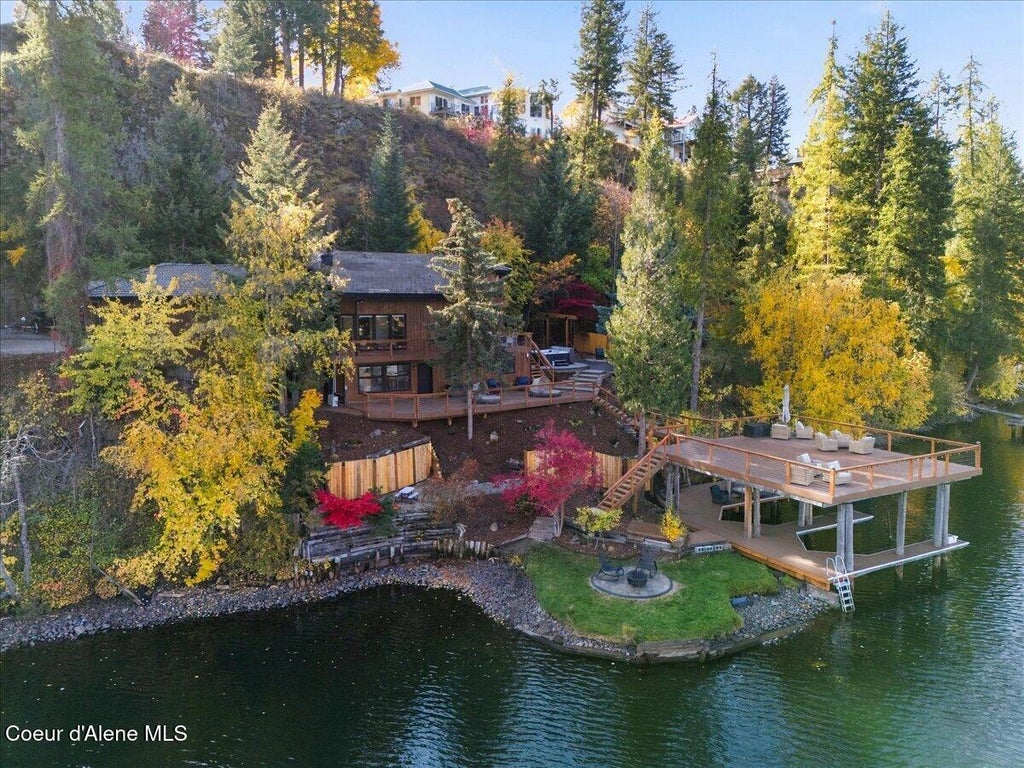Photo of 400 Ohana Beach Beach, Coeur dAlene, ID 83814 (MLS # 26-10493)