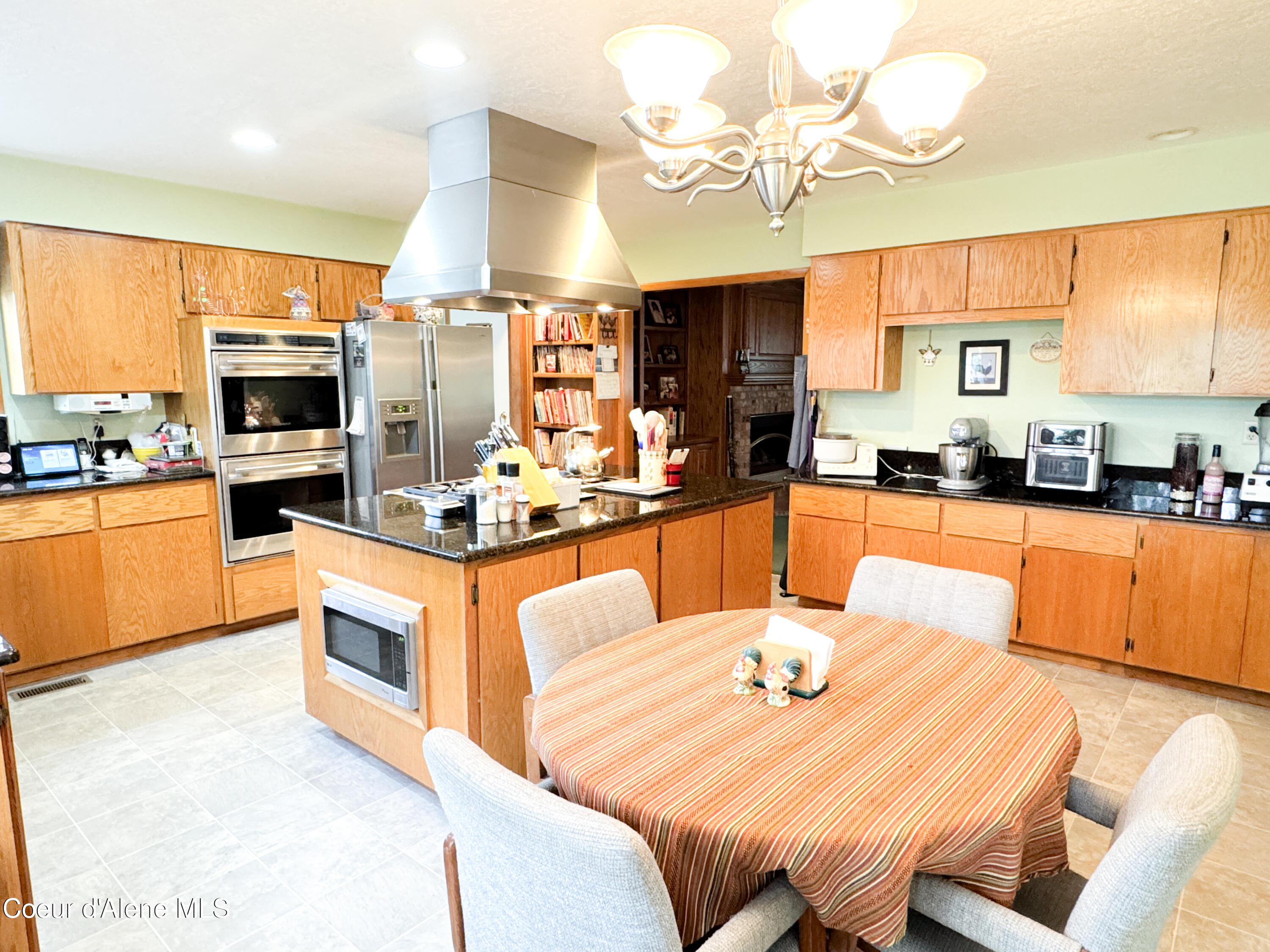 Hayden, Idaho 83835, United States, 4 Bedrooms Bedrooms, ,3 BathroomsBathrooms,Residential,Active,157218