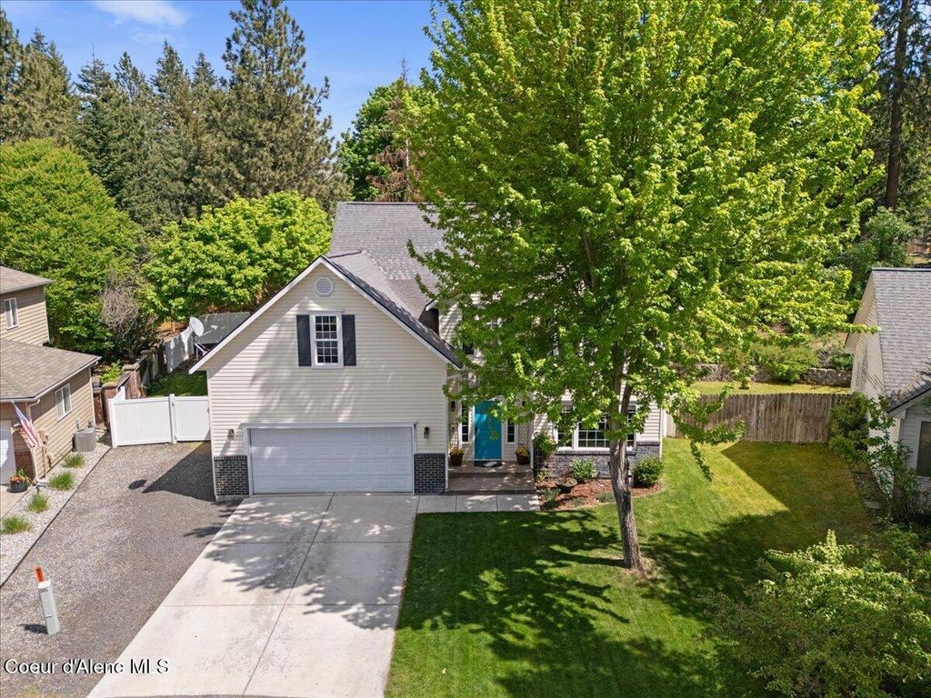 Photo of 8521 Audubon DR, Hayden, ID 83835 (MLS # 26-4613)