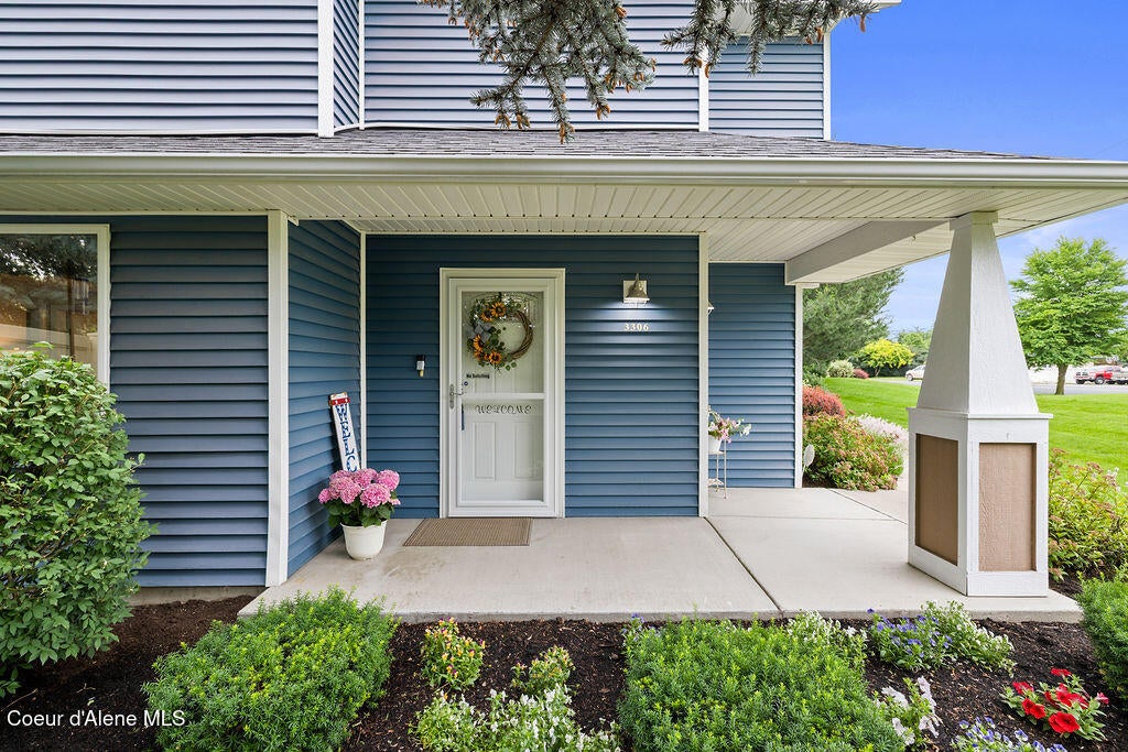 Photo of 3306 LASHAWN Ct, Post Falls, ID 83854 (MLS # 26-6844)