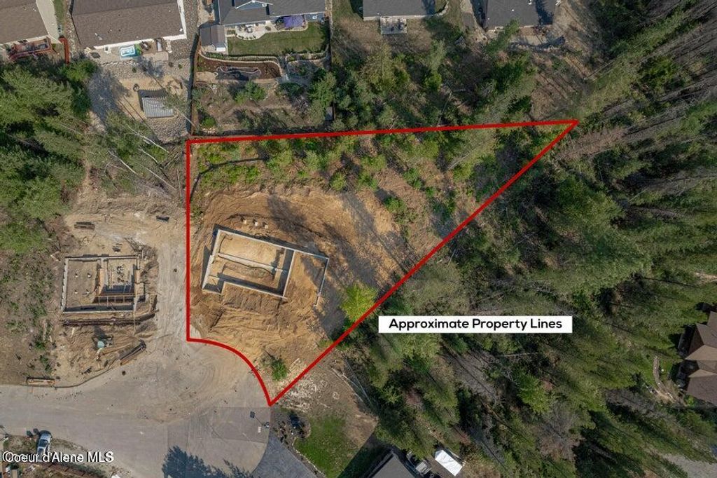 Photo of 207 Palamino, Pinehurst, ID 83850 (MLS # 26-3582)