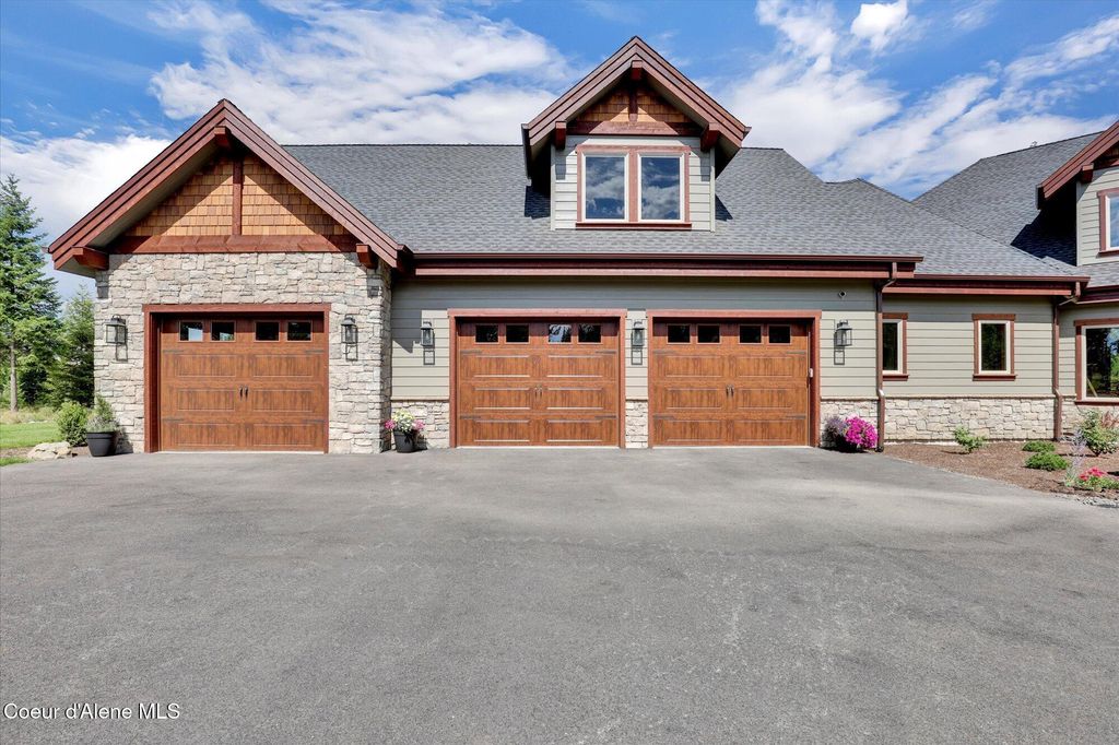 Photo of 1237 Amulet Cir, Rathdrum, ID 83858 (MLS # 25-7904)