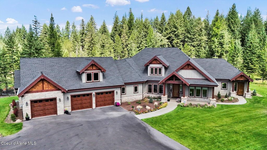 Photo of 1237 Amulet Cir, Rathdrum, ID 83858 (MLS # 25-7904)