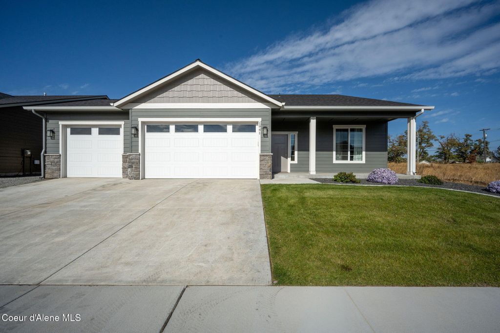 Photo of 1941 Mykal Ct, Post Falls, ID 83854 (MLS # 25-10250)