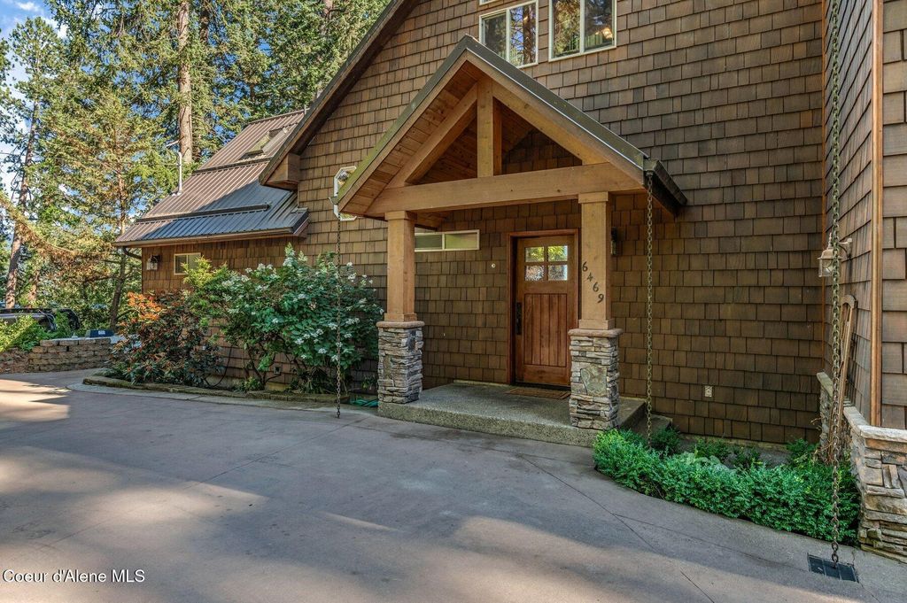 Photo of 6469 Evernade Rd, Hayden, ID 83835 (MLS # 26-3262)