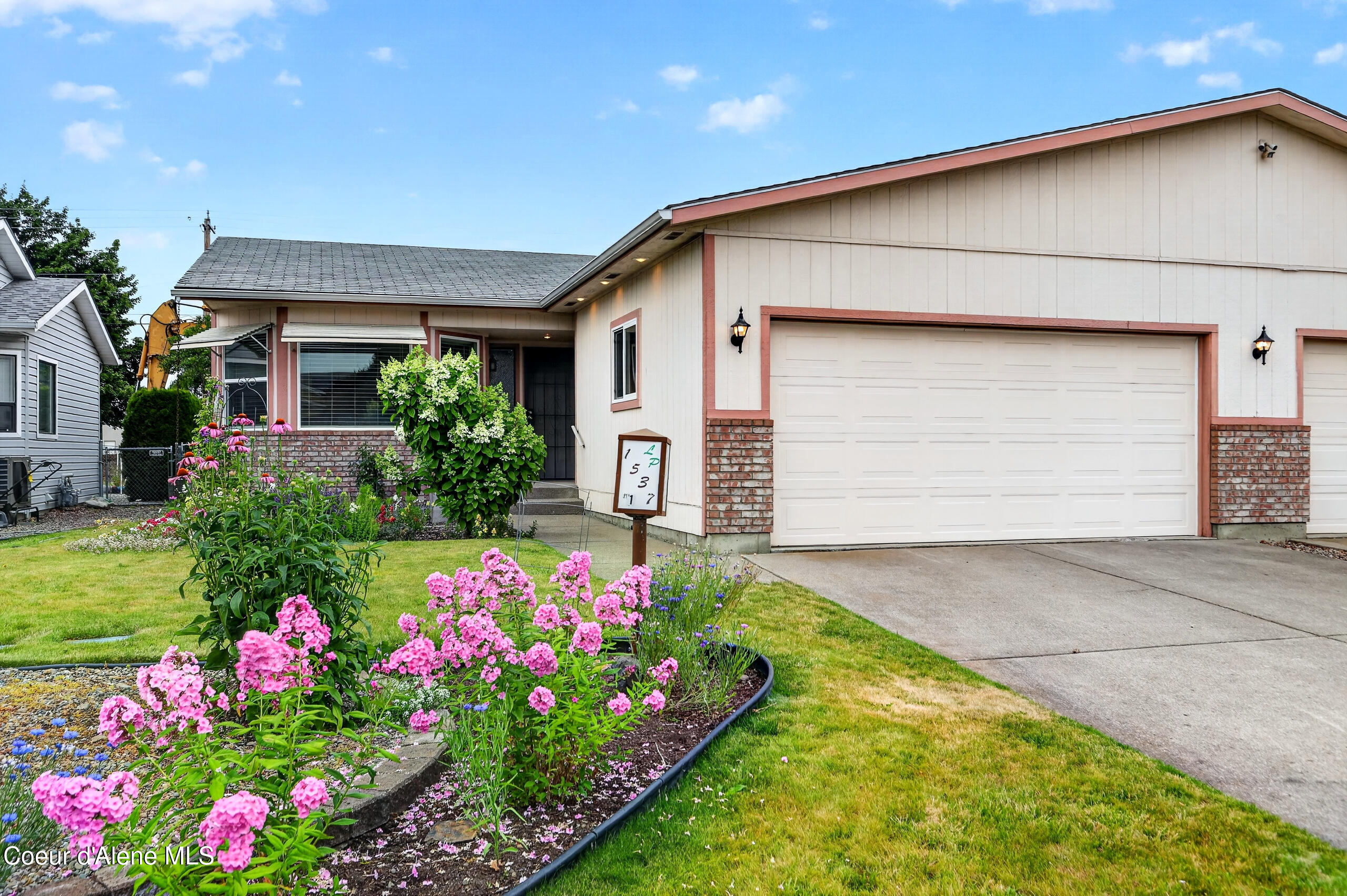 Photo 1 of 50 — 1537 Woodlawn #1 Unit #1, Hayden, ID 83835