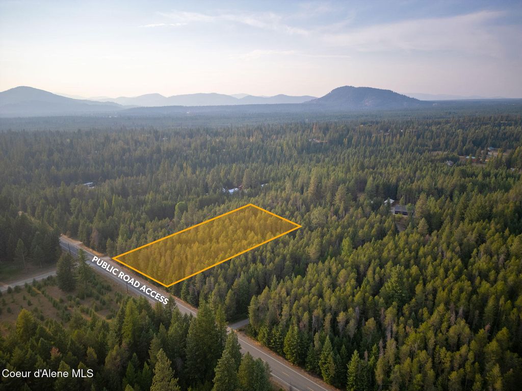 Photo of 1555 OHIO MATCH, Rathdrum, ID 83858 (MLS # 25-9845)