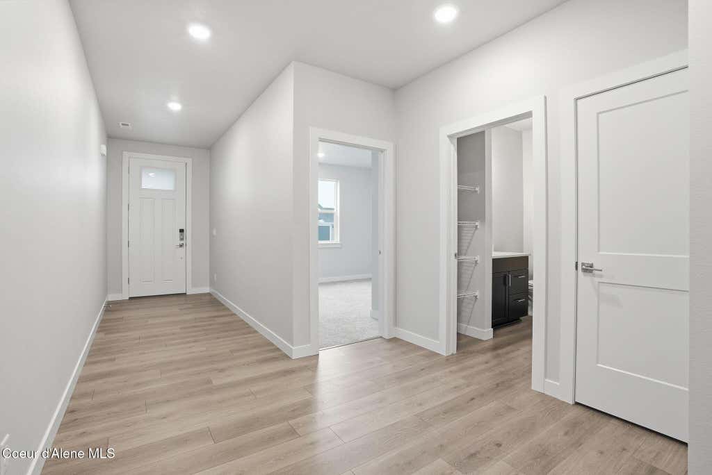 Photo of 6653 Alecat, Coeur dAlene, ID 83814 (MLS # 26-6690)