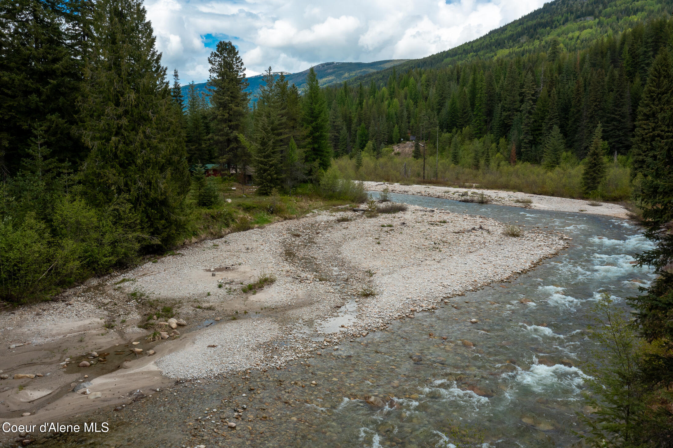 10267 Upper Pack River Rd, Sandpoint, Alaska image 12