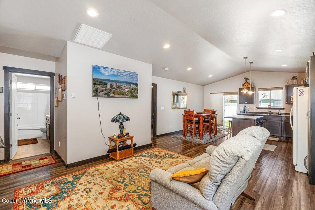 Photo of 12095 Wellington Ave, Post Falls, ID 83854 (MLS # 26-3299)