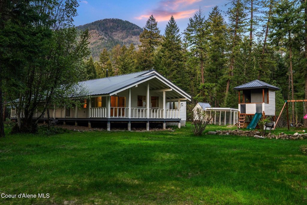 Photo of 883 Mountain View View, Clark Fork, ID 83811 (MLS # 26-4550)