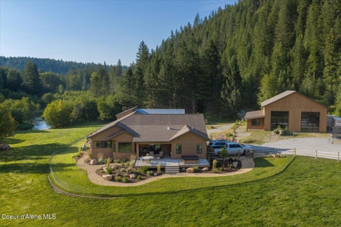 Photo of 822 Little Spokane River River, Newport, WA 99156 (MLS # 26-9470)