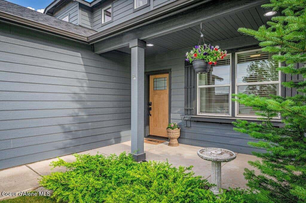 Photo of 6062 Lofty Ridge Ridge, Rathdrum, ID 83858 (MLS # 26-6613)